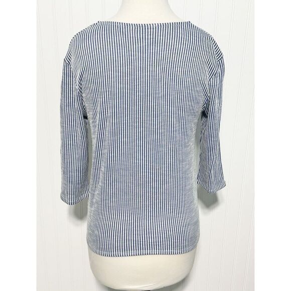 Anthropologie W5 Textured Striped‎ Knotted Front Top Blue White Size Medium - Picture 4 of 9